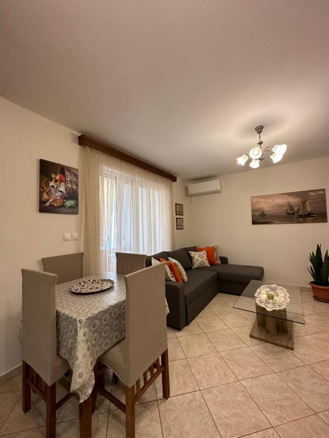 B&S Saranda Apartment Luaran gambar