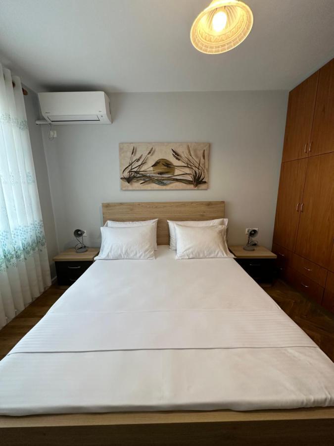 B&S Saranda Apartment Luaran gambar