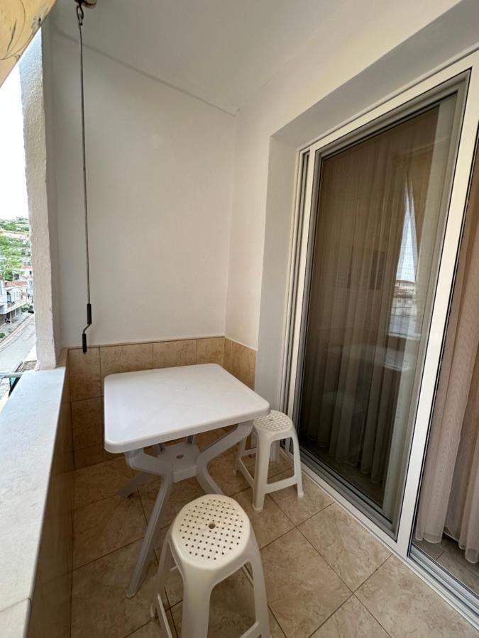 B&S Saranda Apartment Luaran gambar